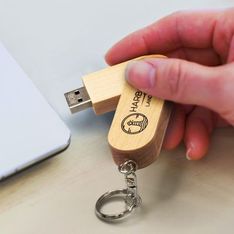 8GB Maple Wood Swivel Flash Drives