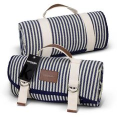 Keepsake Water Resistant Padded Family Picnic Blanket with Straps