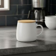 Boronia Stoneware Mug with Natural Wood Lid 335ml