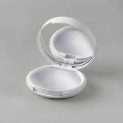 Vanilla Flavoured Moisturizing Lip Gloss with Compact Mirror
