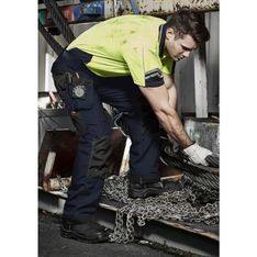 Ultralite Ripstop Multi Pocket Work Pants with Advanced Knee Protection