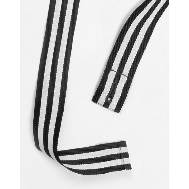 Black / White